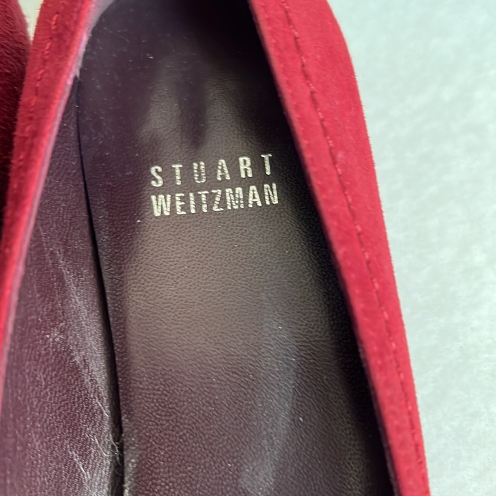 Stuart Weizmann Scarlet Lotrios suede pointy toe flats 6.5M - Picture 2 of 7